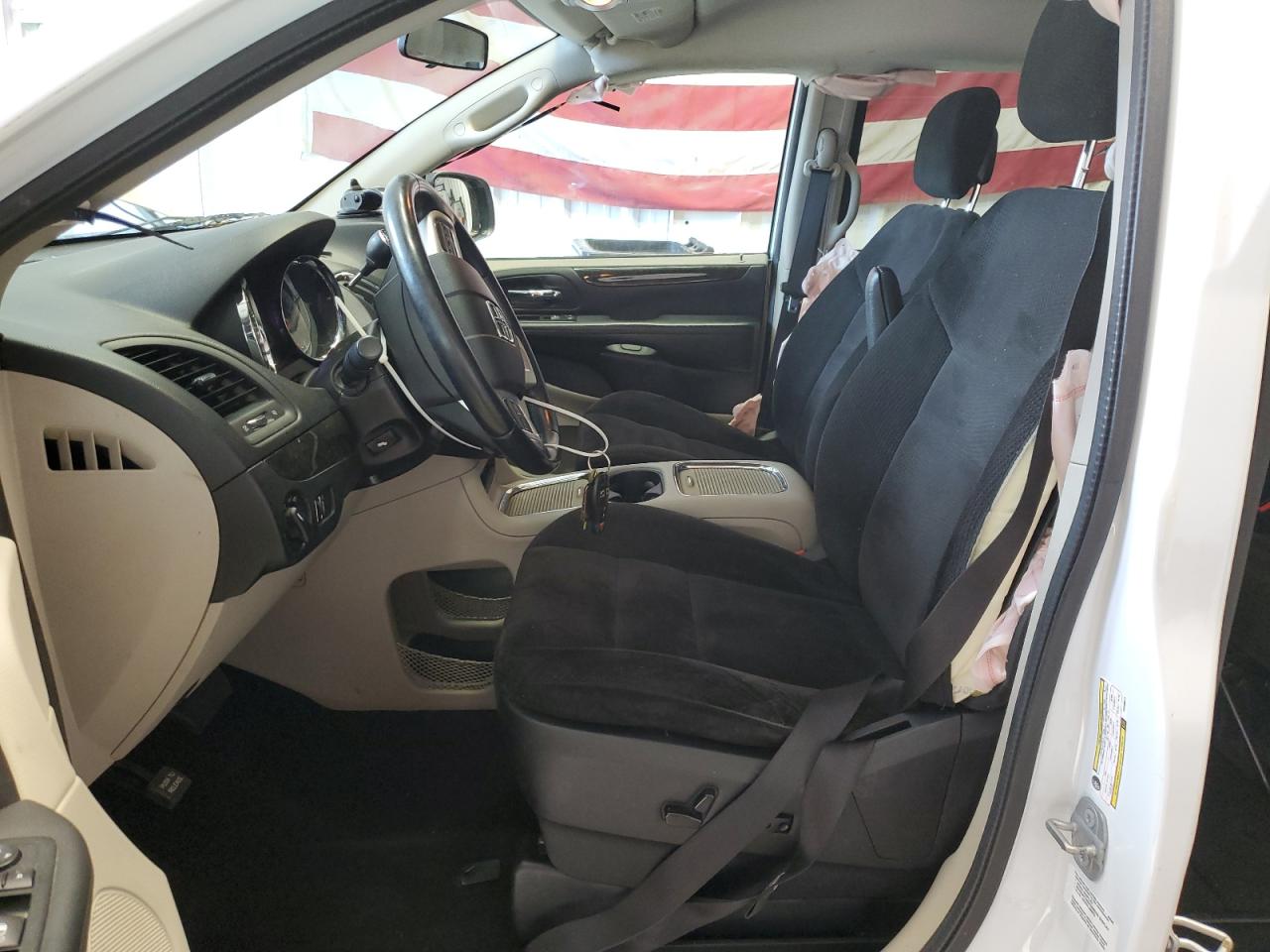 2014 Dodge Grand Caravan Sxt VIN: 2C4RDGCG2ER388813 Lot: 85200605