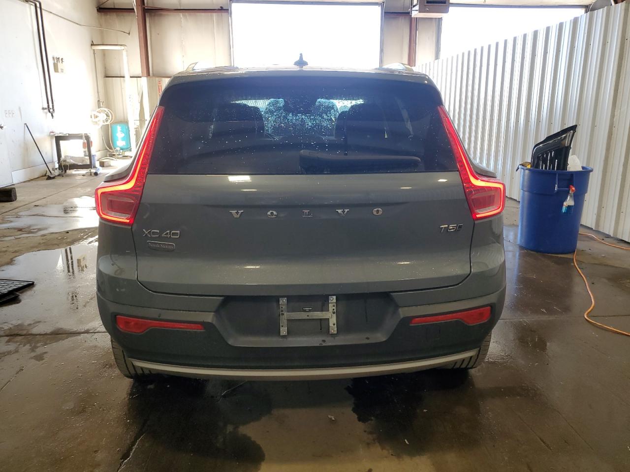 2022 Volvo Xc40 T5 Momentum VIN: YV4162UK6N2755852 Lot: 86473225