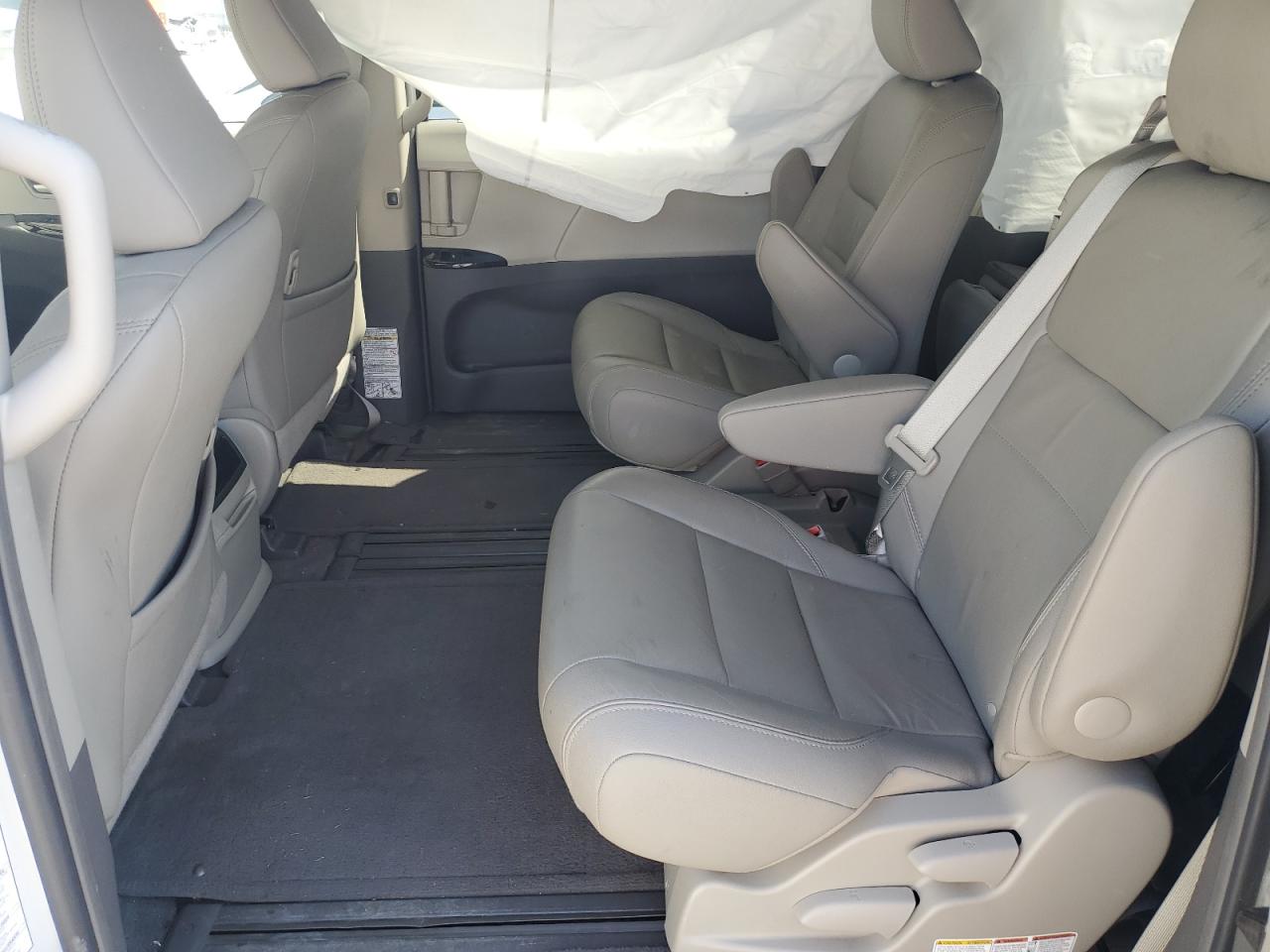 2016 Toyota Sienna Xle VIN: 5TDYK3DCXGS697199 Lot: 84920305