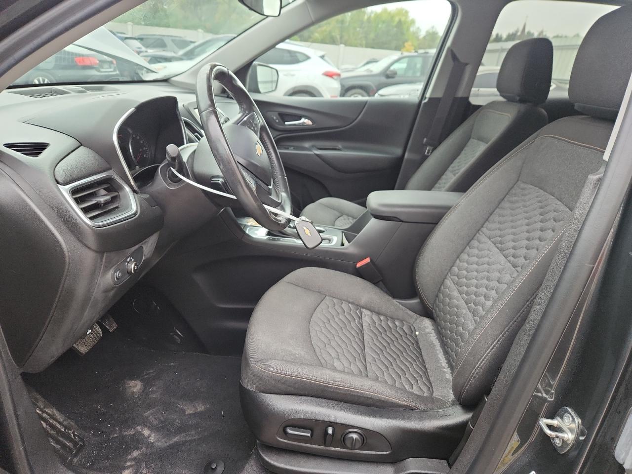 2019 Chevrolet Equinox Lt VIN: 3GNAXKEV5KS676592 Lot: 82431585