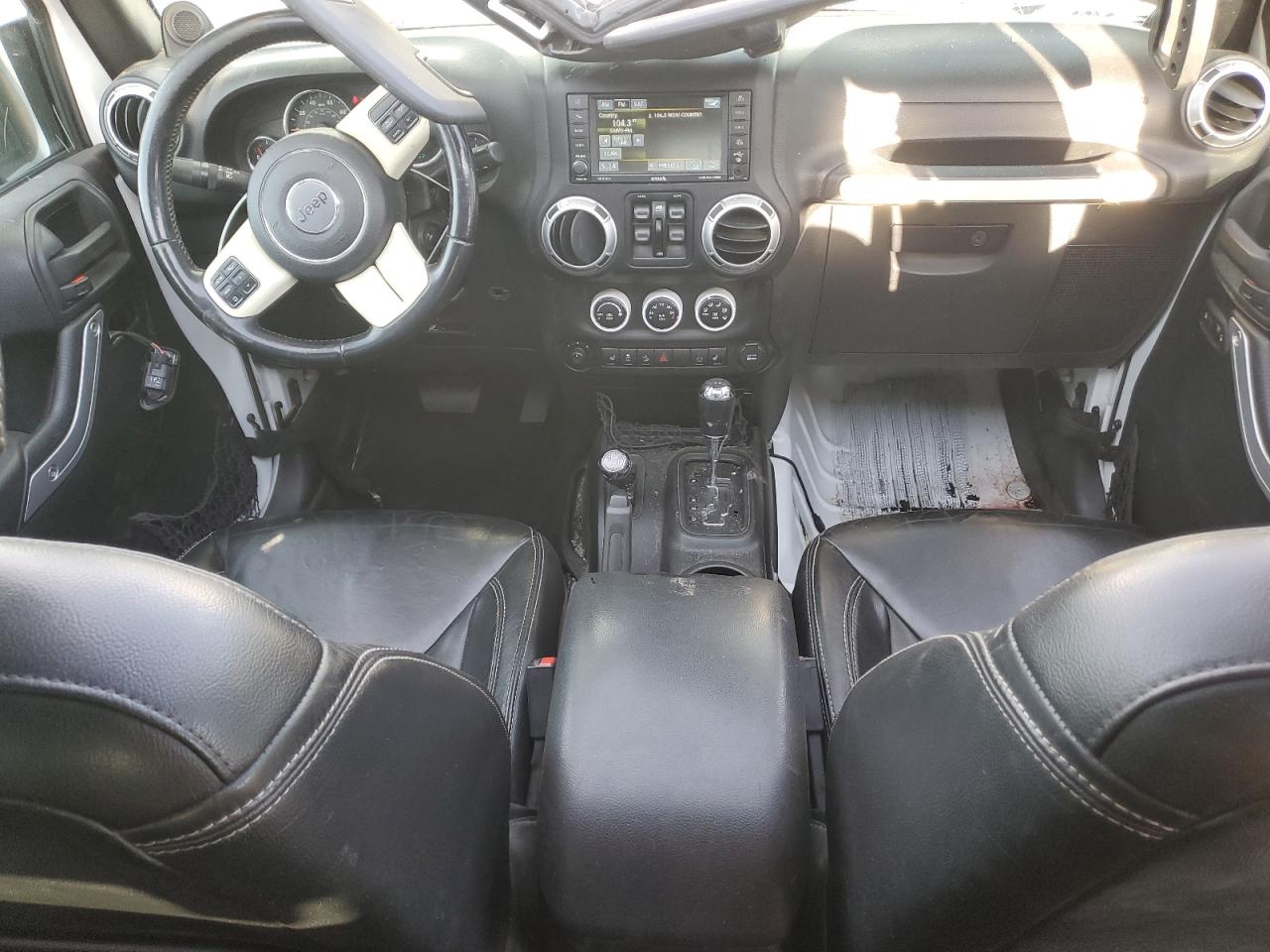 2013 Jeep Wrangler Unlimited Sahara VIN: 1C4HJWEG4DL555322 Lot: 82407415