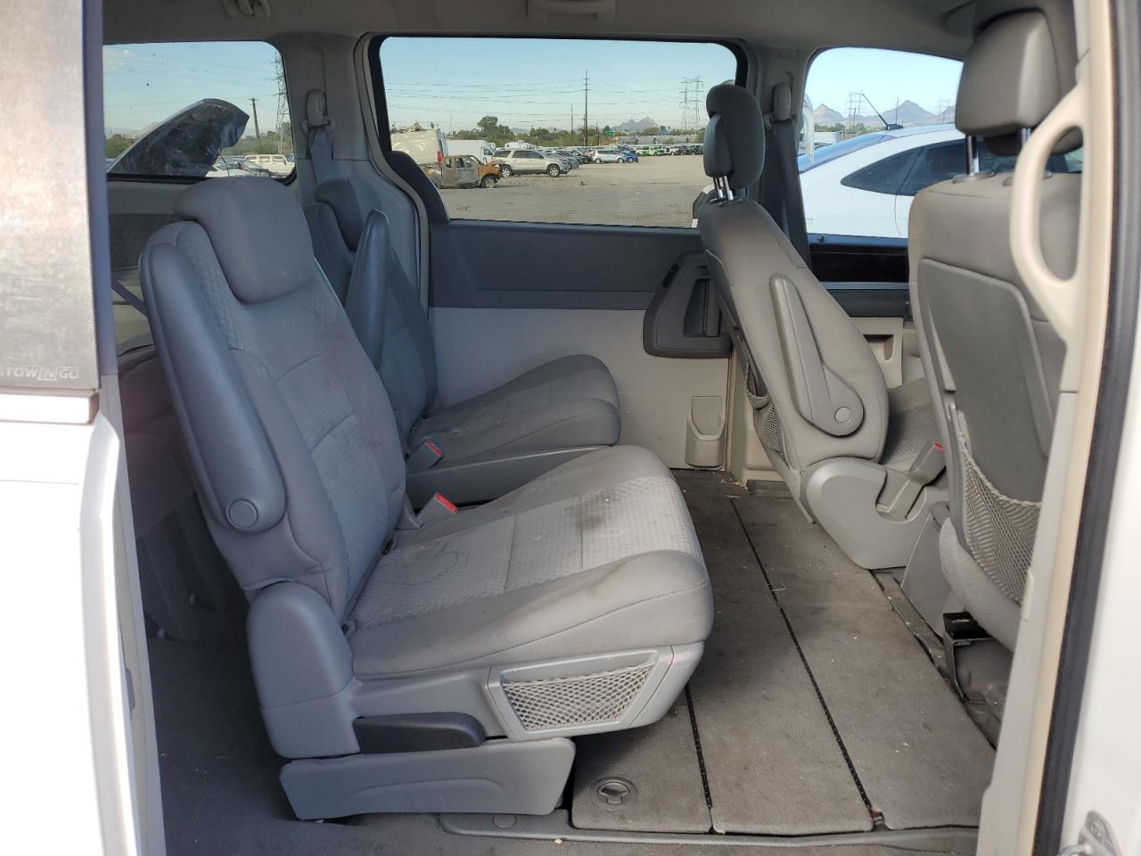 2010 Chrysler Town & Country Touring VIN: 2A4RR5D14AR369586 Lot: 85355885