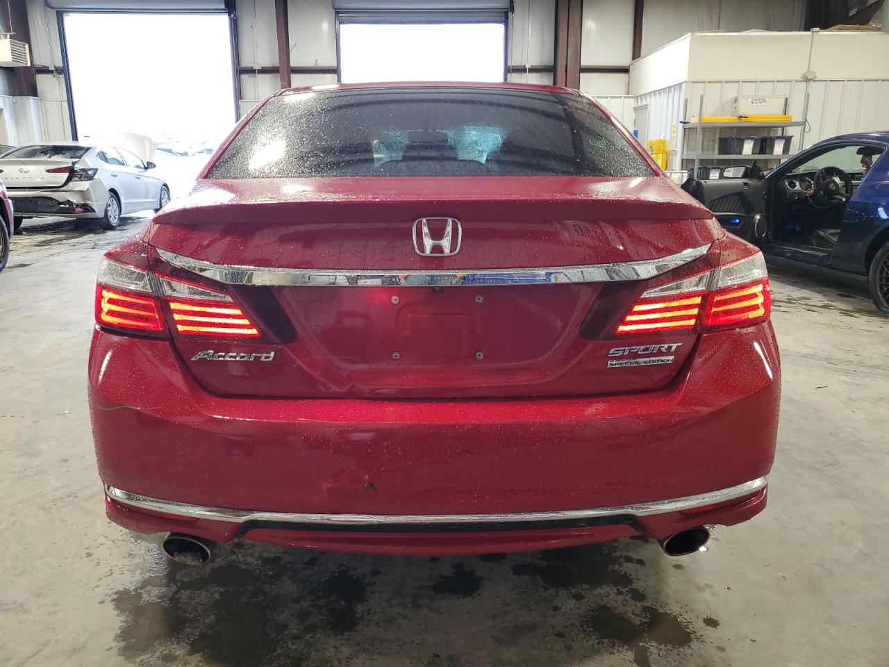 2017 Honda Accord Sport Special Edition VIN: 1HGCR2F11HA078910 Lot: 84885635