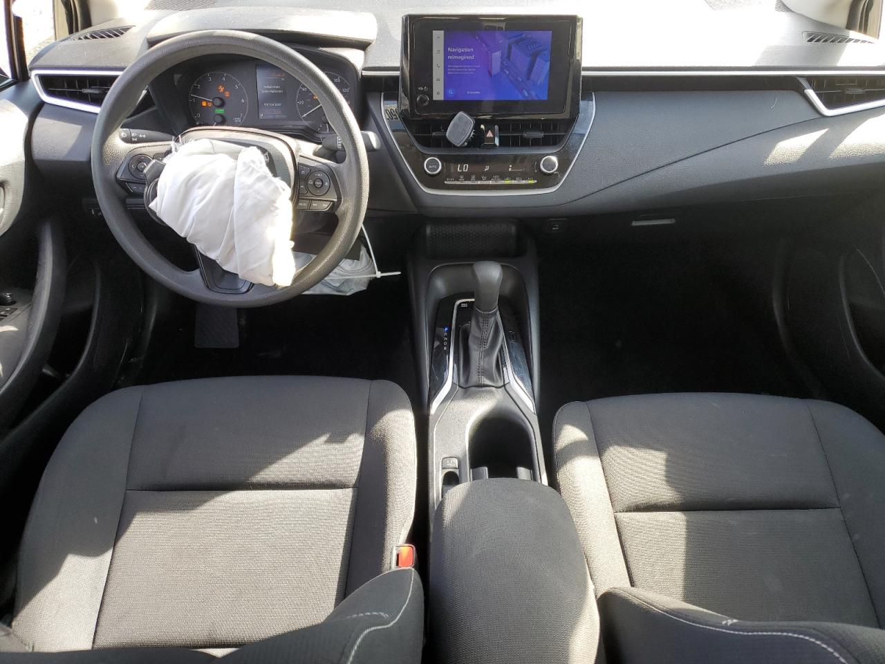 2024 Toyota Corolla Le VIN: JTDBCMFE2R3039842 Lot: 85072285