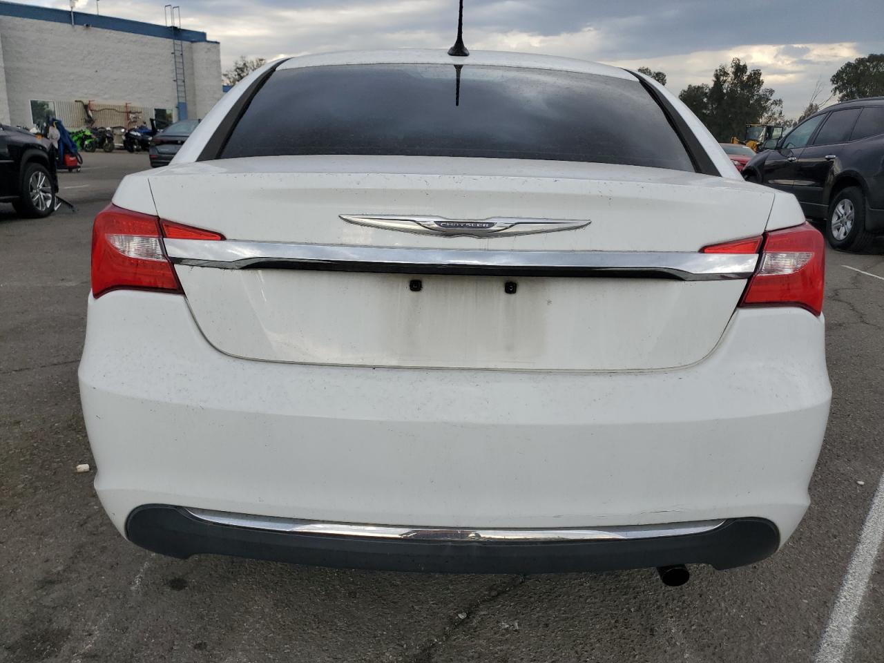 2014 Chrysler 200 Lx VIN: 1C3CCBAB1EN212274 Lot: 85919095