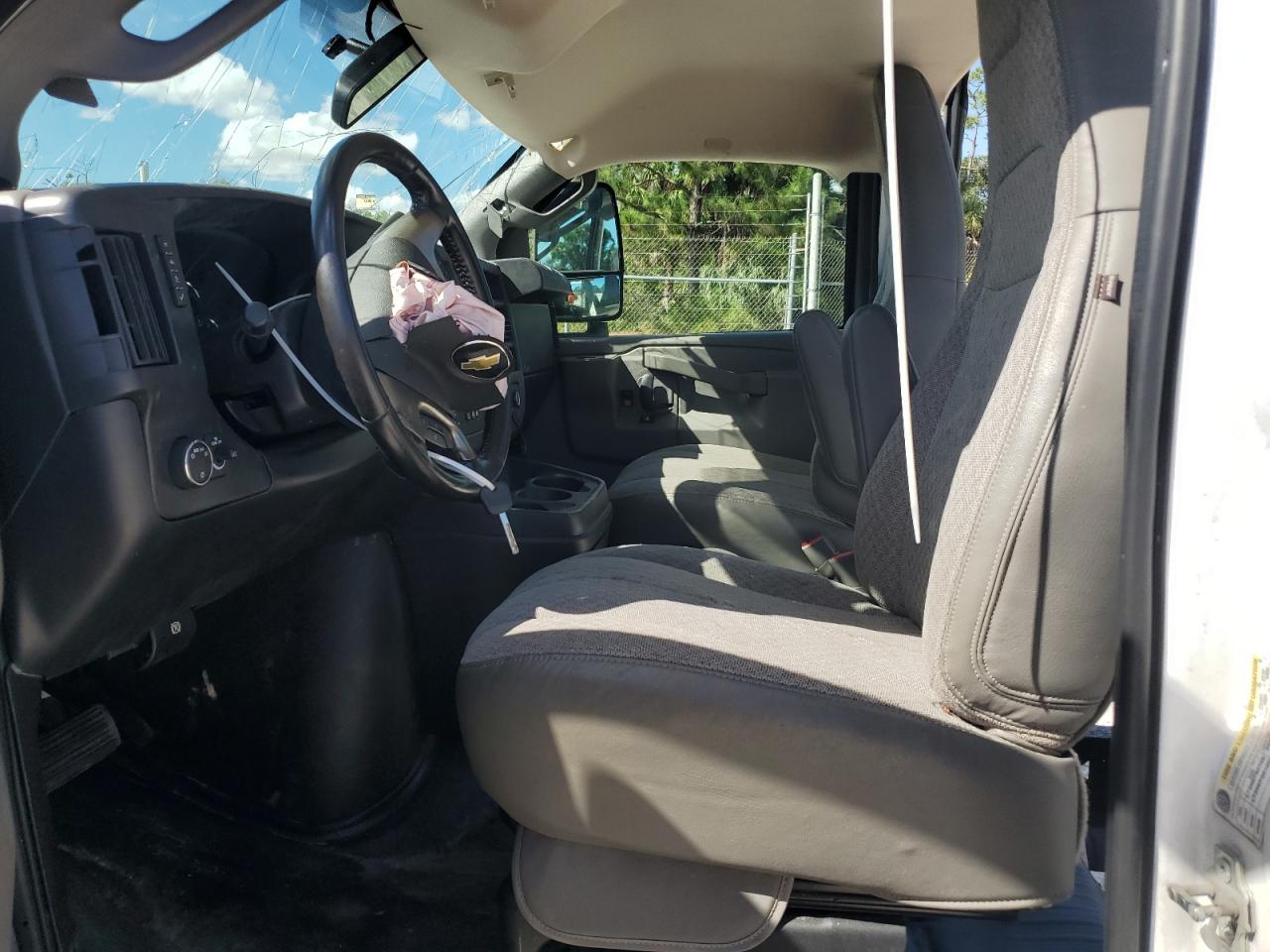 2018 Chevrolet Express G3500 VIN: 1GB0GRFG6J1289860 Lot: 86295995