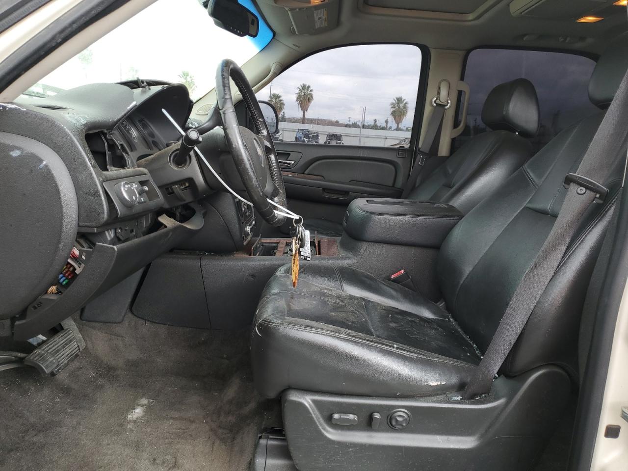 2008 Chevrolet Tahoe C1500 VIN: 1GNFC13088R207351 Lot: 86325835