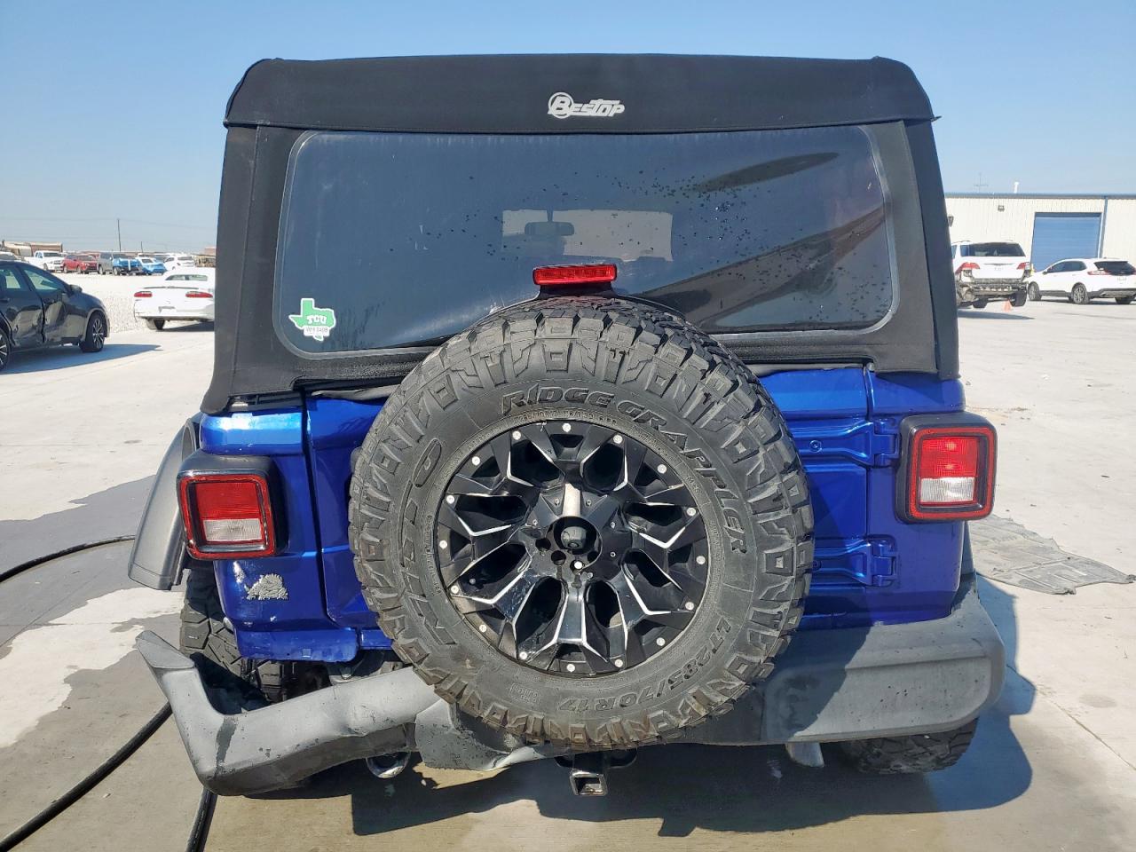 2020 Jeep Wrangler Unlimited Sport VIN: 1C4HJXDG6LW342117 Lot: 84070195