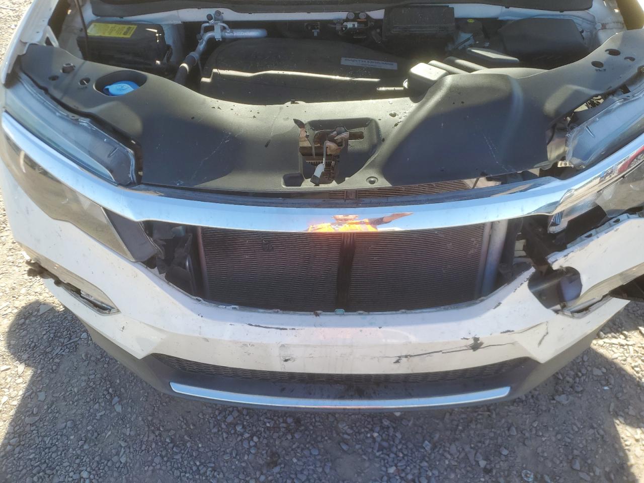 2016 Honda Pilot Touring VIN: 5FNYF6H97GB042572 Lot: 85757245