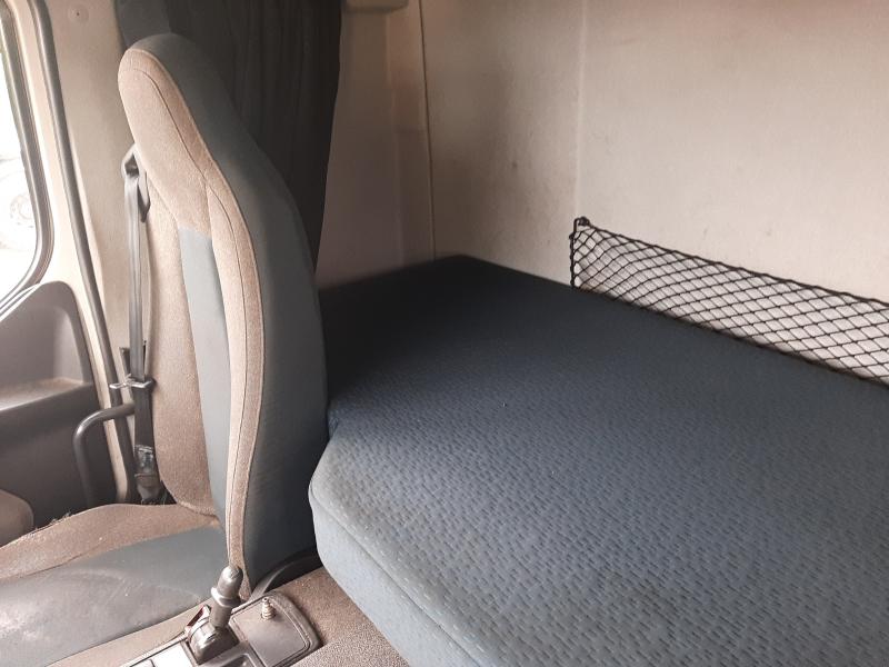 2018 VOLVO FE 