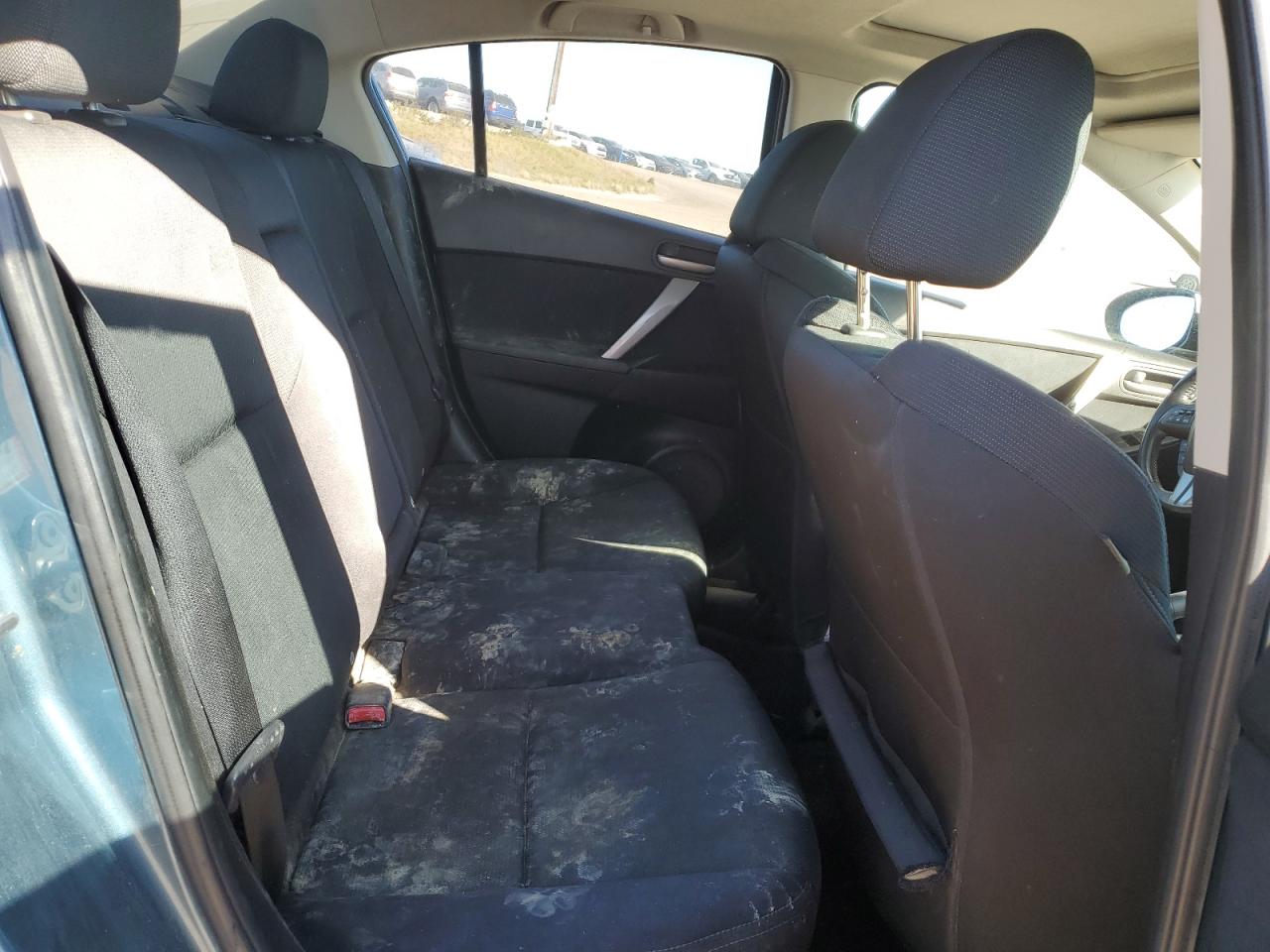 2010 Mazda 3 S VIN: JM1BL1S51A1162231 Lot: 82458825