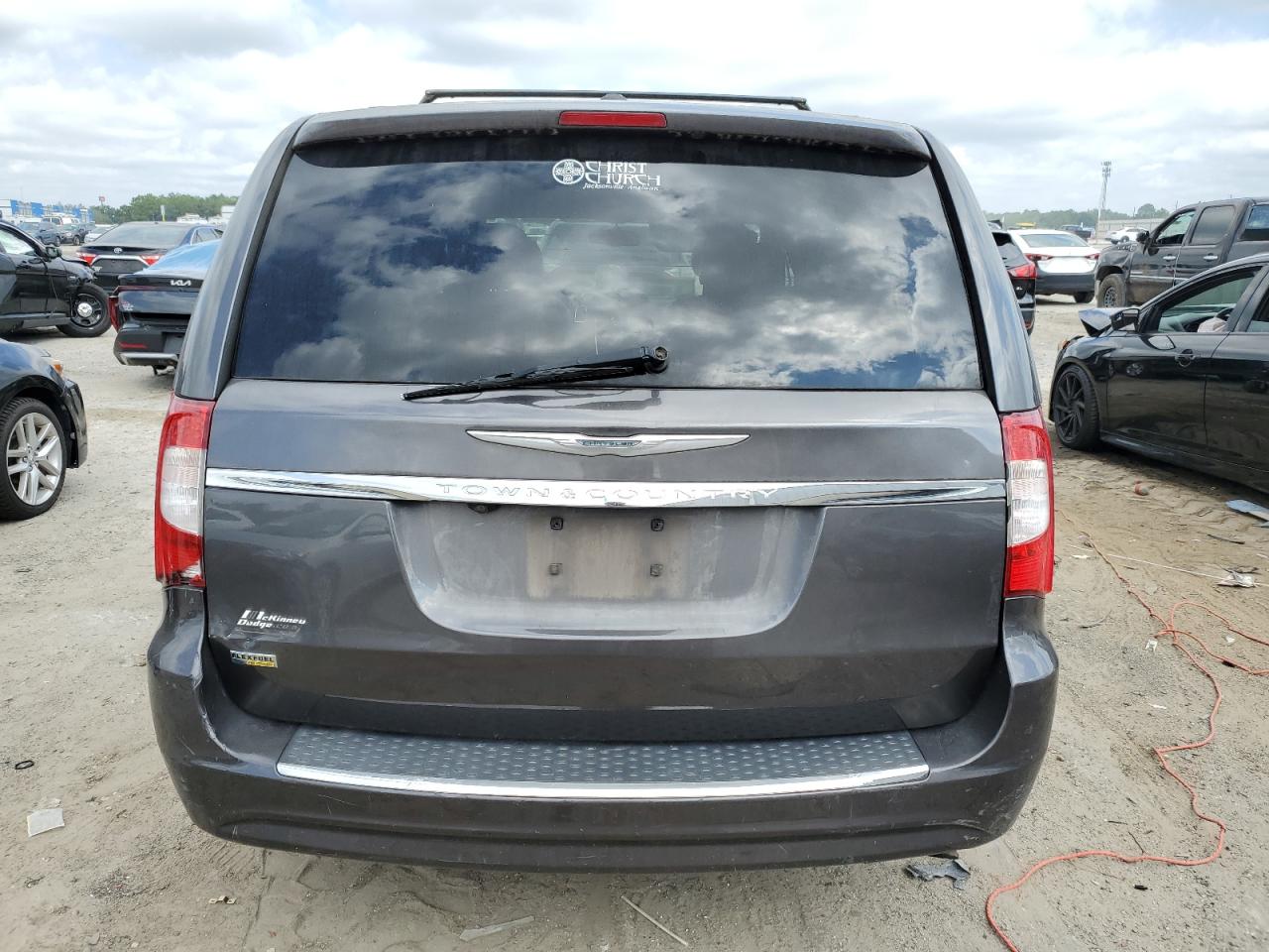 2015 Chrysler Town & Country Touring VIN: 2C4RC1BG2FR587718 Lot: 84927375