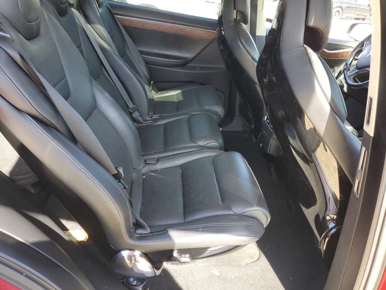 2016 Tesla Model X VIN: 5YJXCAE25GF004207 Lot: 84266585