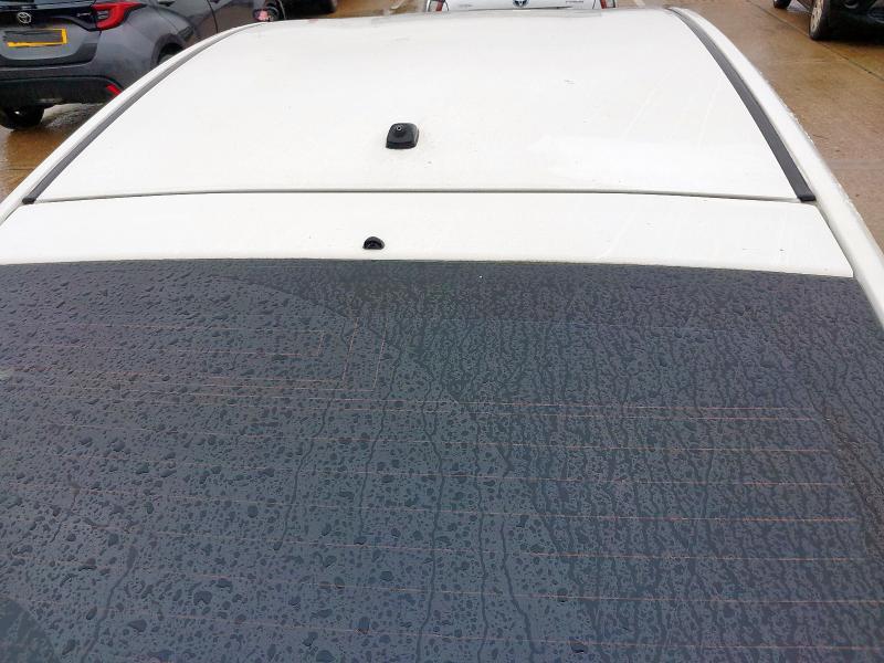 2015 TOYOTA PRIUS 1.8 VVTI T SPIRIT 5DR CVT AUTO