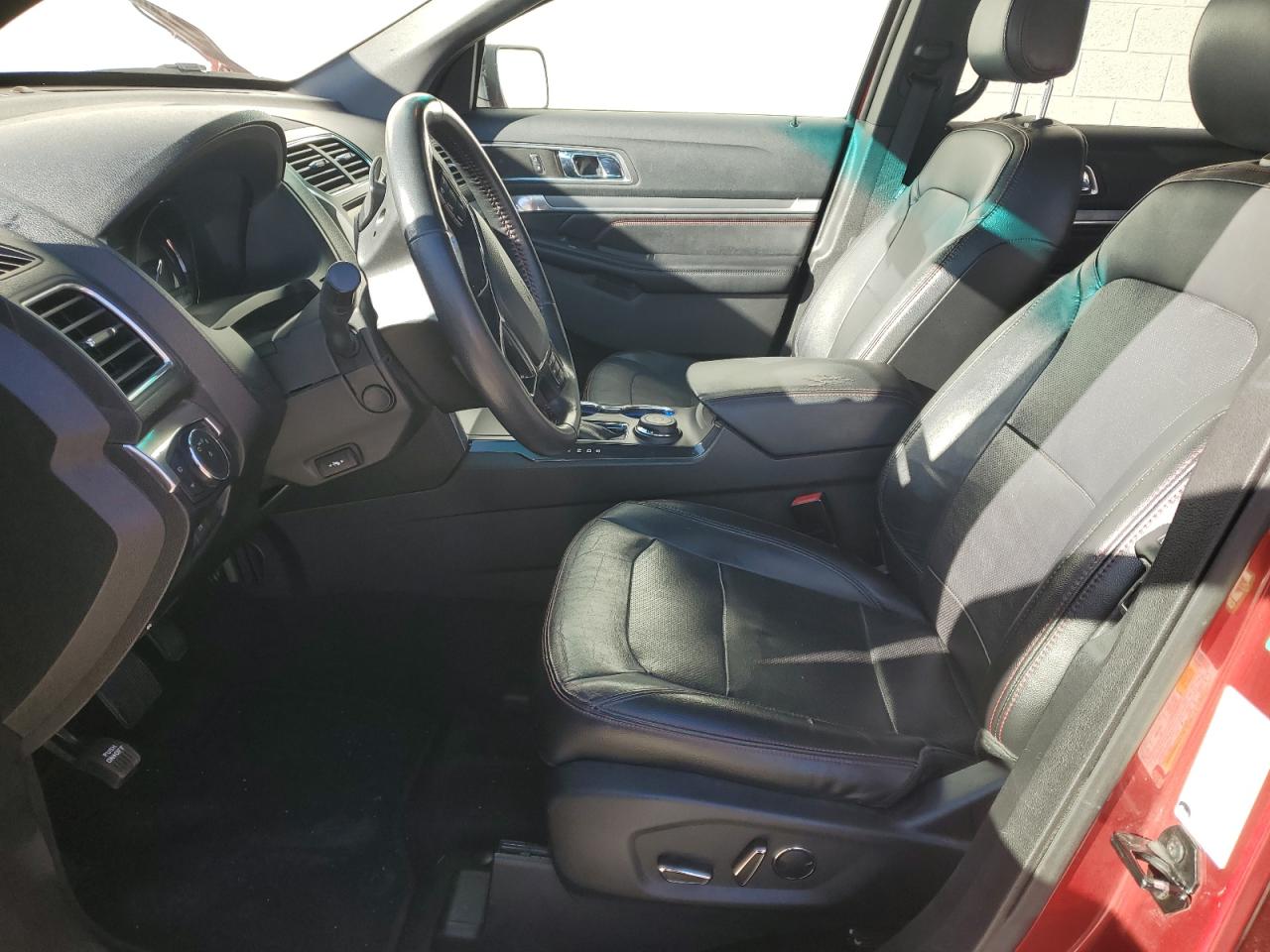 2016 Ford Explorer Sport VIN: 1FM5K8GT5GGA65289 Lot: 86137145