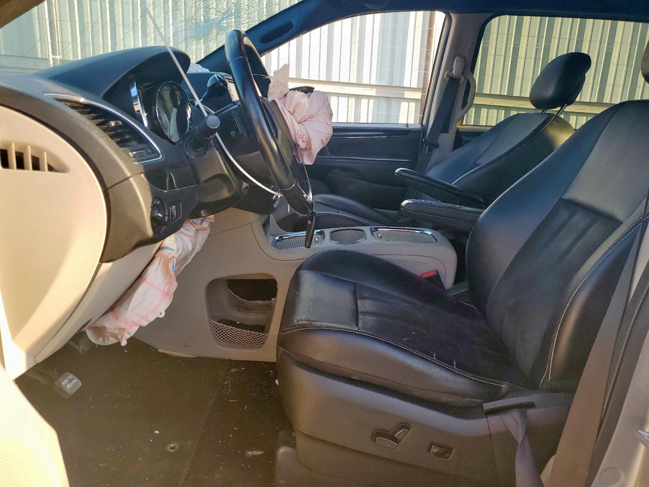 2019 Dodge Grand Caravan Sxt VIN: 2C4RDGCG0KR772147 Lot: 85884235