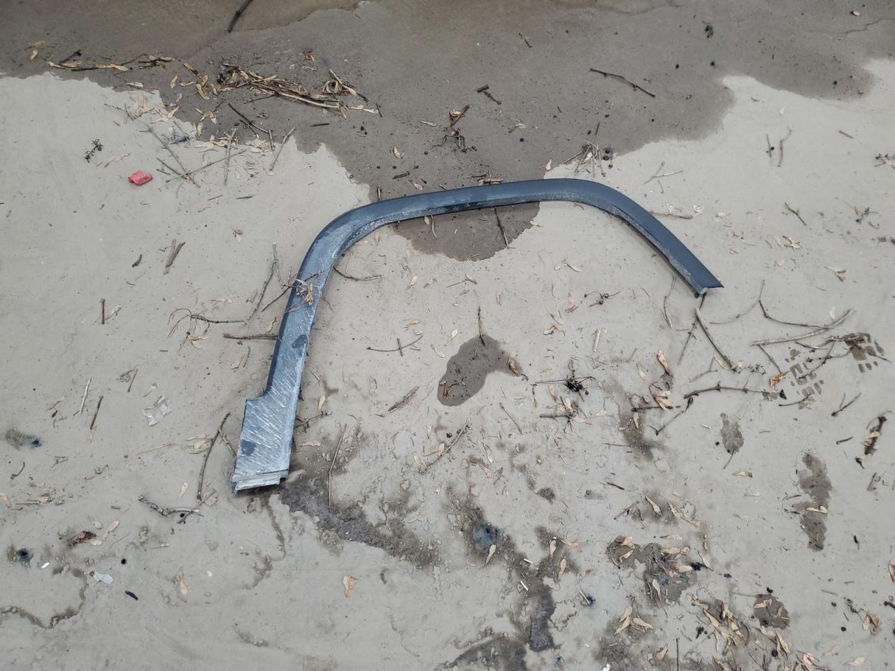 2014 Jeep Cherokee Latitude VIN: 1C4PJMCS2EW198035 Lot: 90520615