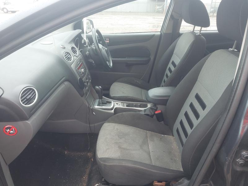 2010 FORD FOCUS 1.6 ZETEC 5DR AUTO