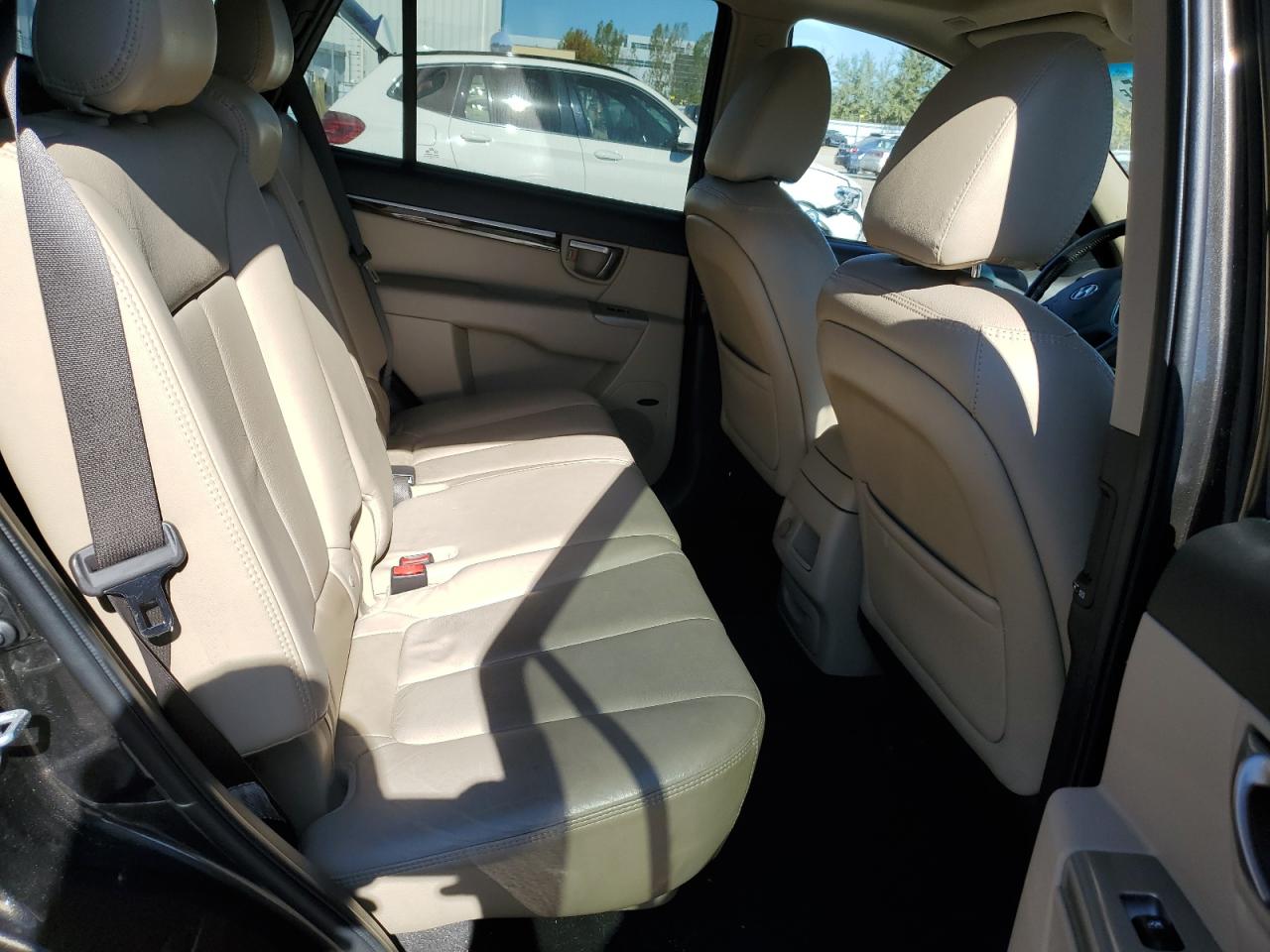 2011 Hyundai Santa Fe Se VIN: 5XYZHDAG9BG039198 Lot: 83834795