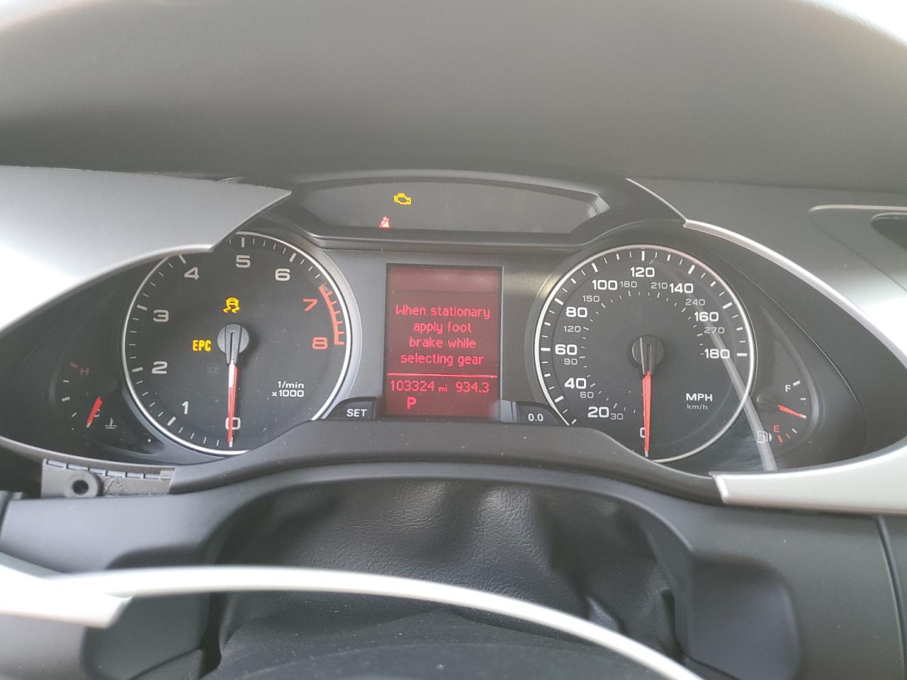 2012 Audi A4 Premium Plus VIN: WAUFFAFLXCA113157 Lot: 87072105