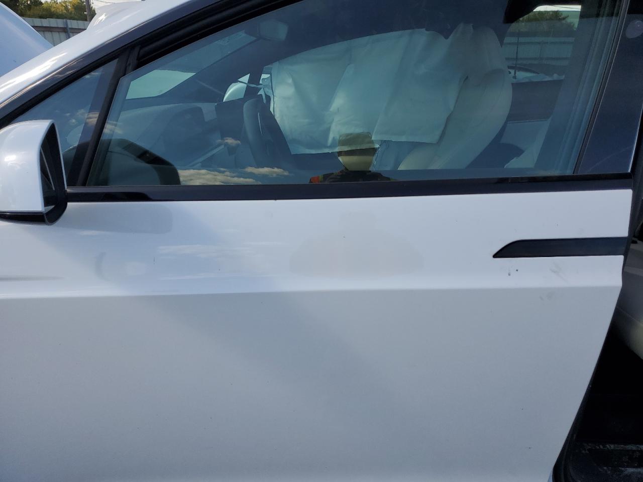 2024 Tesla Model X VIN: 7SAXCAE51RF448488 Lot: 84951455