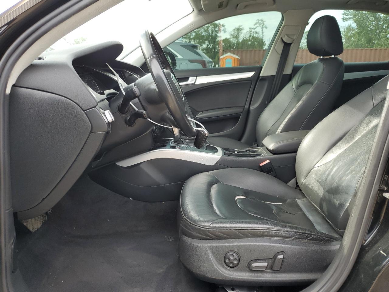 2010 Audi A4 Premium Plus VIN: WAUFFAFL4AN006563 Lot: 82213275