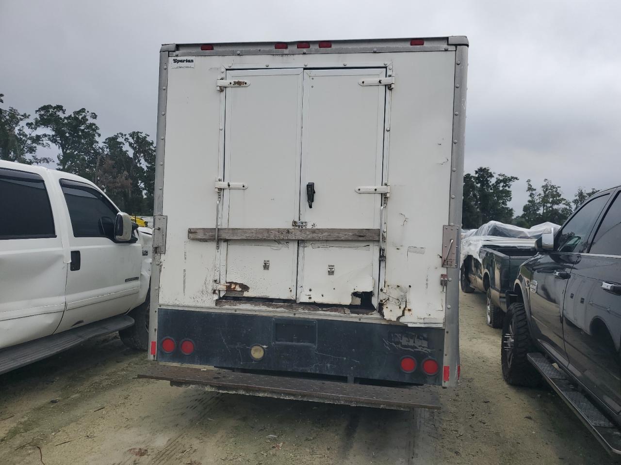 2004 Isuzu Npr VIN: 4KLC4B1U54J801196 Lot: 85313685