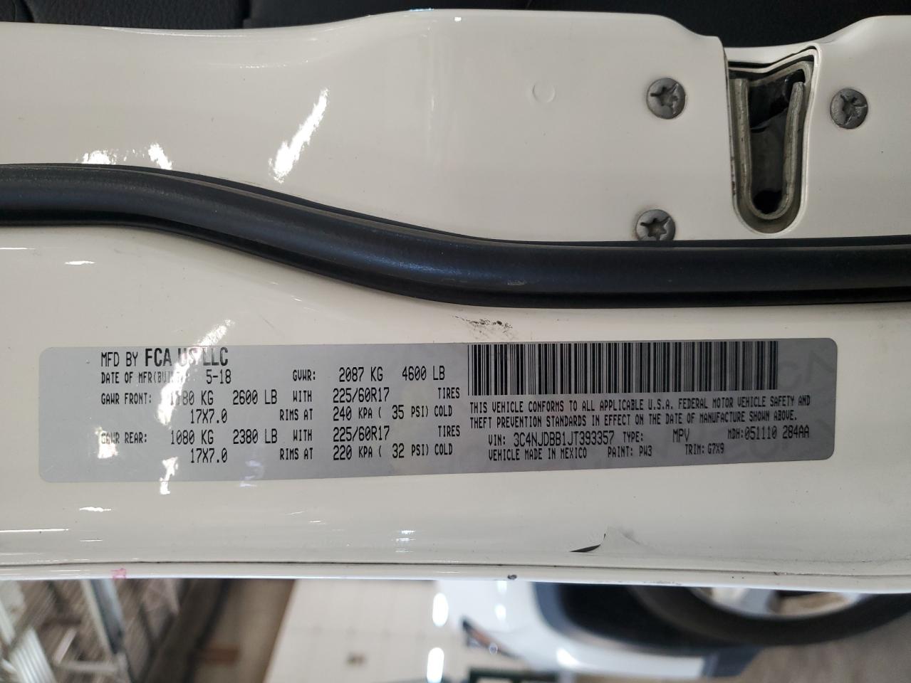 2018 Jeep Compass Latitude VIN: 3C4NJDBB1JT393357 Lot: 82258645