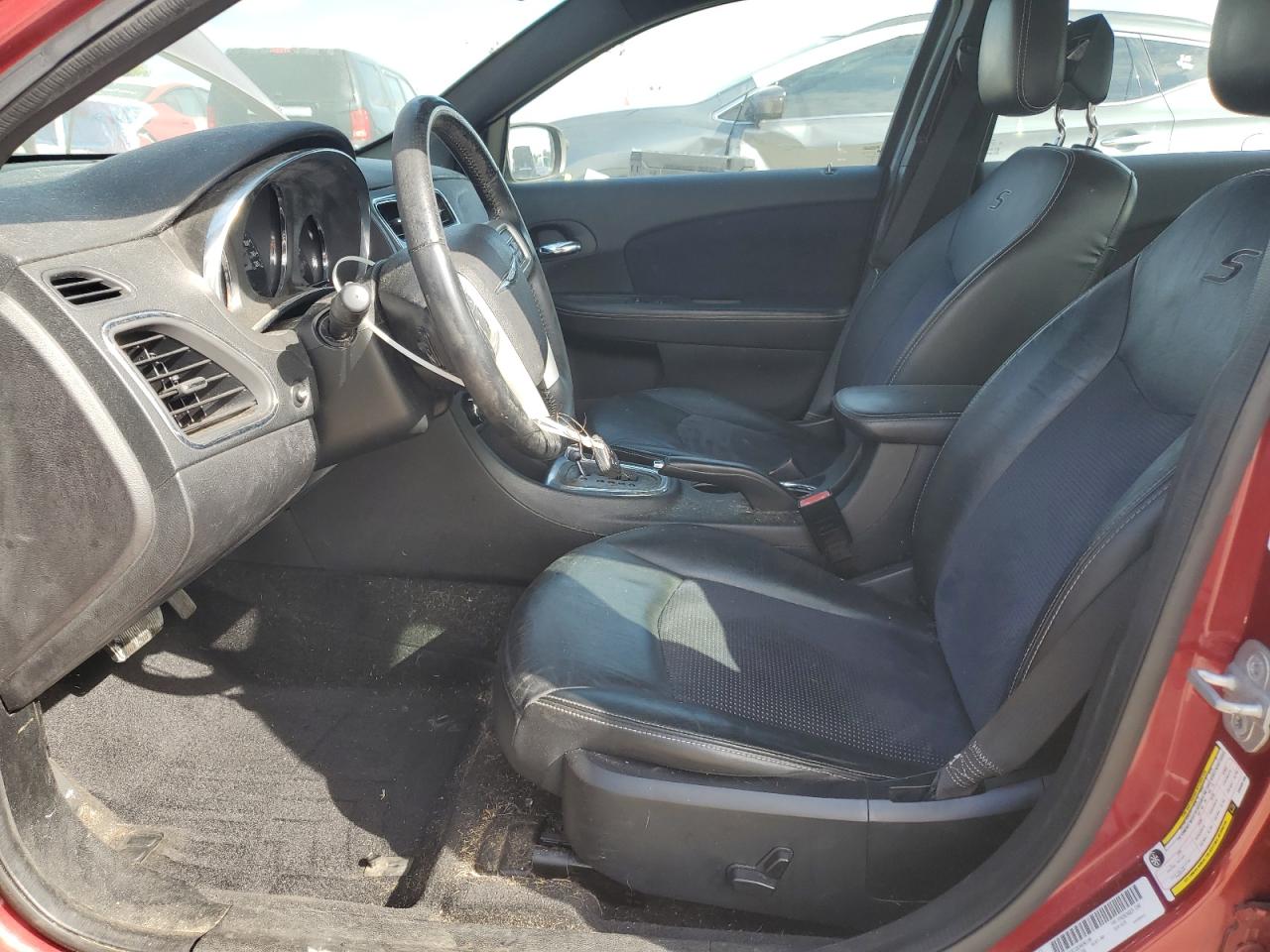 2013 Chrysler 200 Limited VIN: 1C3CCBCG8DN596108 Lot: 82391235