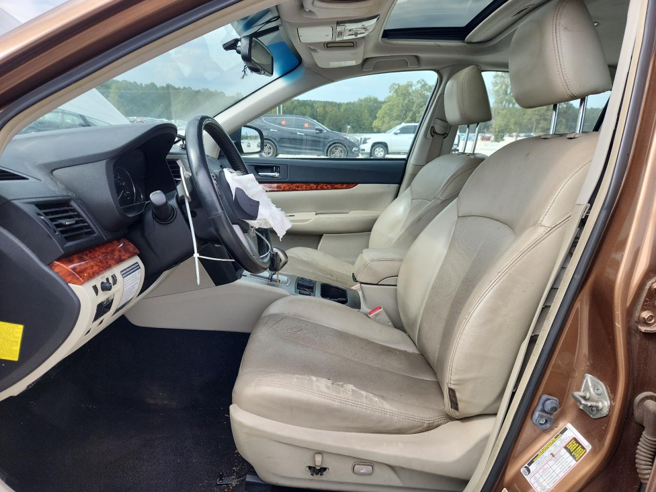 2011 Subaru Legacy 2.5I Limited VIN: 4S3BMCK69B3236549 Lot: 86210125