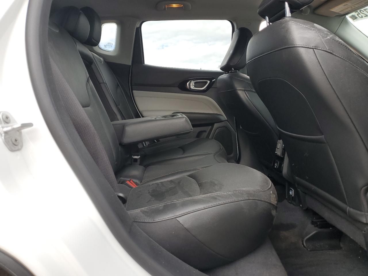 2022 Jeep Compass Limited VIN: 3C4NJDCB7NT232810 Lot: 82296725