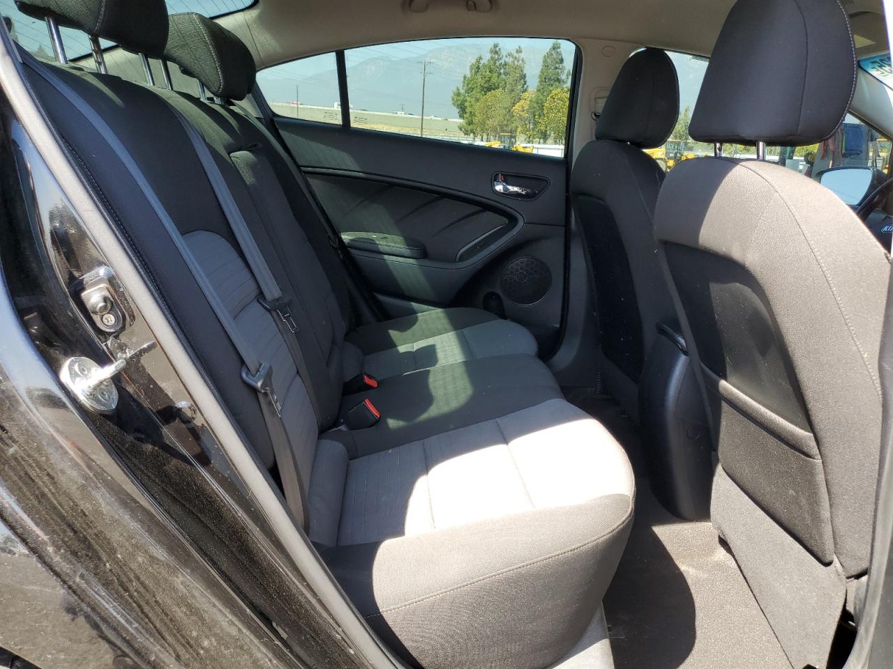 2015 Kia Forte Ex VIN: KNAFX4A85F5270318 Lot: 85306035