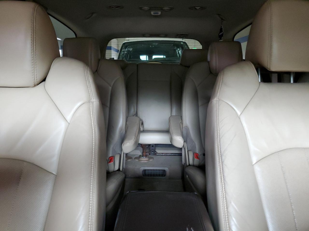 2008 Buick Enclave Cxl VIN: 5GAEV237X8J301572 Lot: 82500305