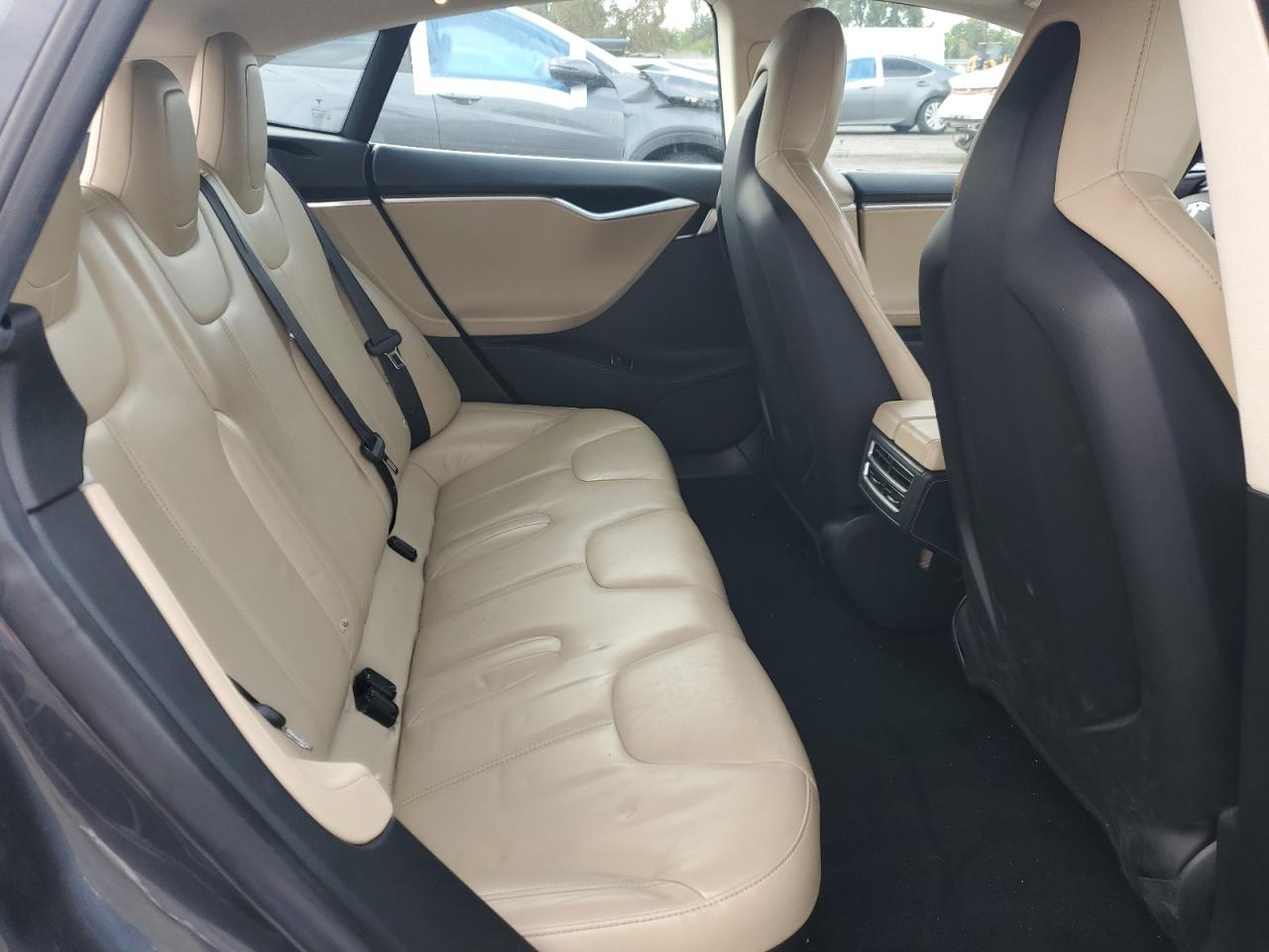 2015 Tesla Model S 60 VIN: 5YJSA1S12FFP74780 Lot: 82410525