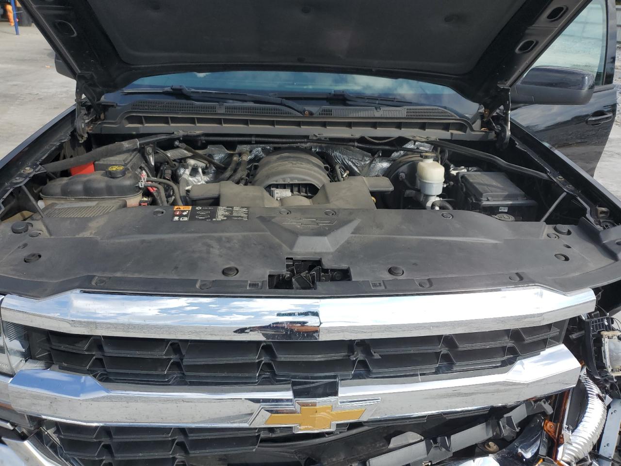 2016 Chevrolet Silverado K1500 Lt VIN: 3GCUKREC4GG338588 Lot: 82338855