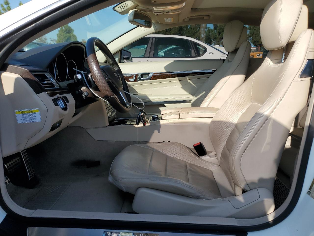 2014 Mercedes-Benz E 350 VIN: WDDKJ5KB1EF226592 Lot: 81954605