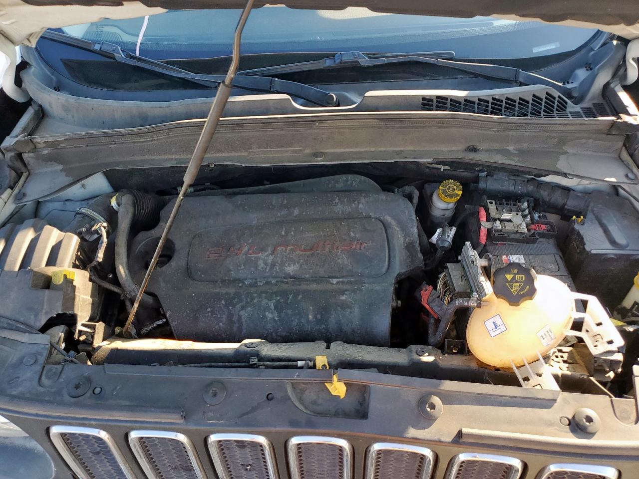 2017 Jeep Renegade Latitude VIN: ZACCJABB3HPE94245 Lot: 85098705