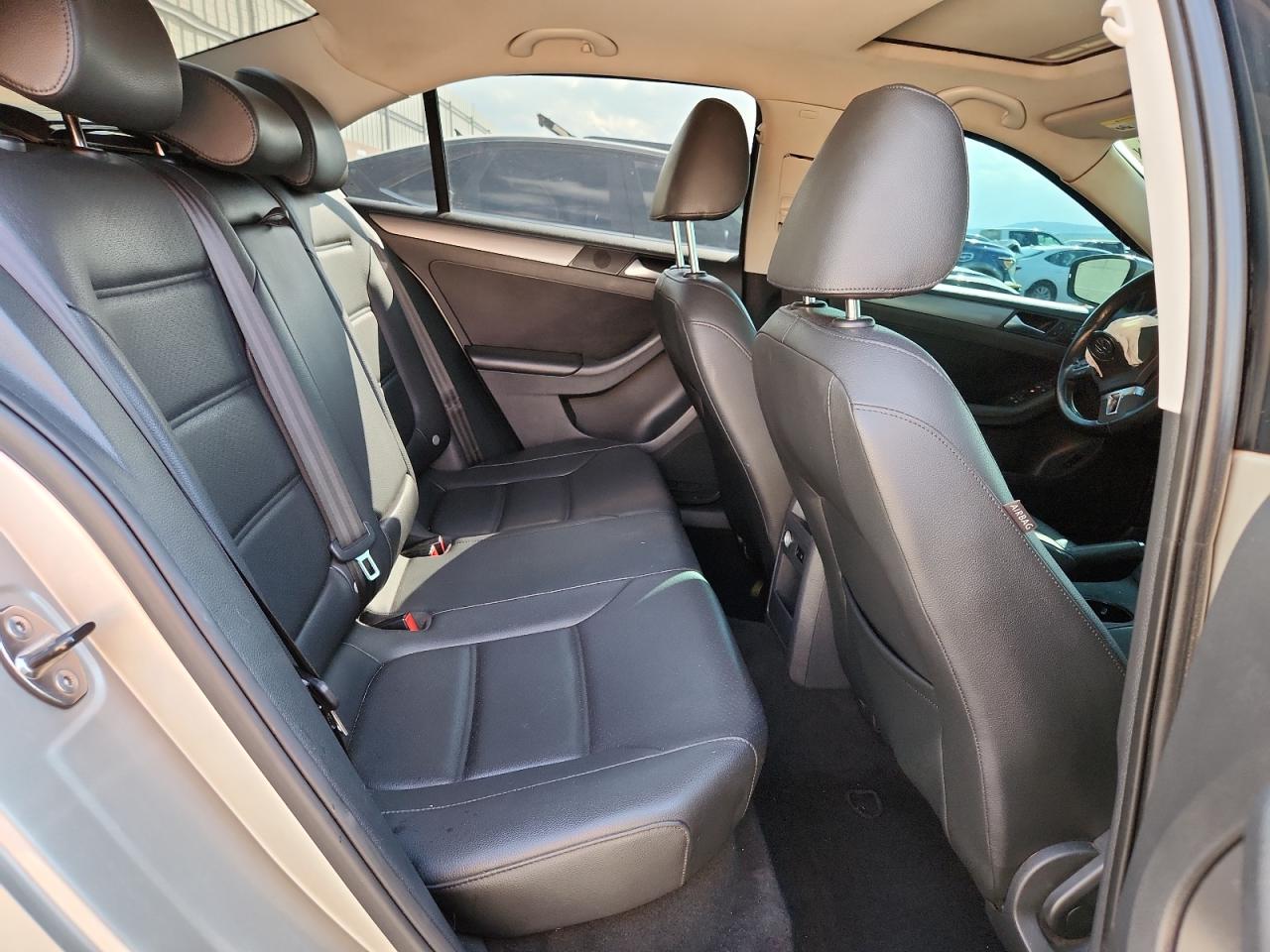 2013 Volkswagen Jetta Tdi VIN: 3VWLL7AJ1DM228772 Lot: 82253145