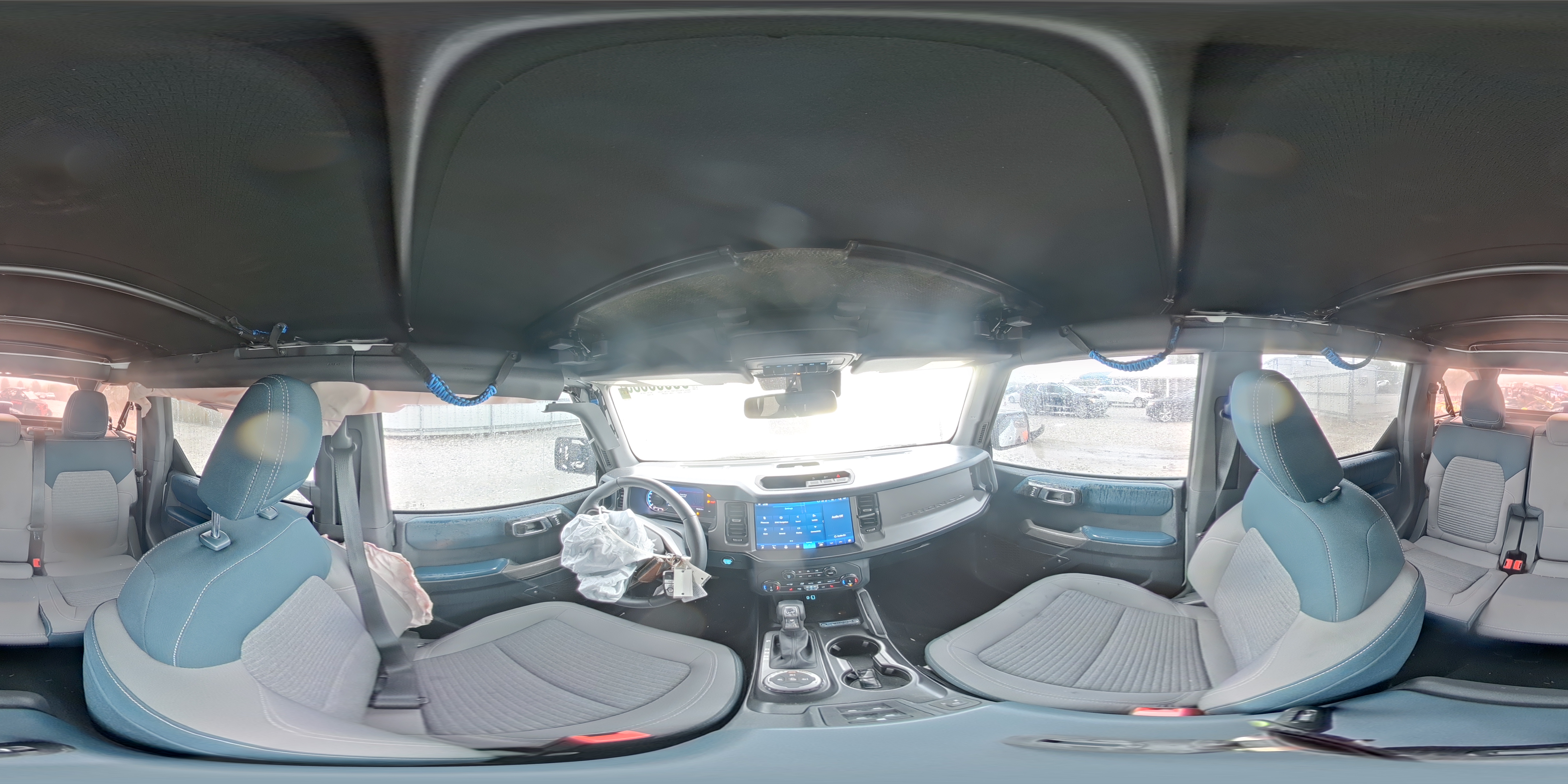 2022 Ford Bronco Base VIN: 1FMDE5BH8NLB16390 Lot: 90008635