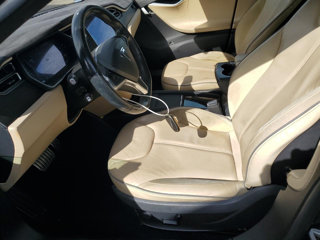 2014 Tesla Model S VIN: 5YJSA1H27EFP64969 Lot: 81562515