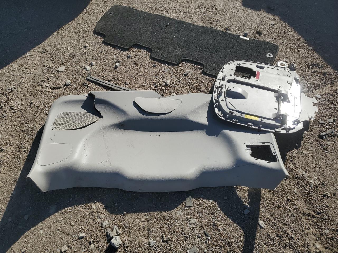 2018 Chrysler Pacifica Hybrid Limited VIN: 2C4RC1N7XJR365237 Lot: 82614435