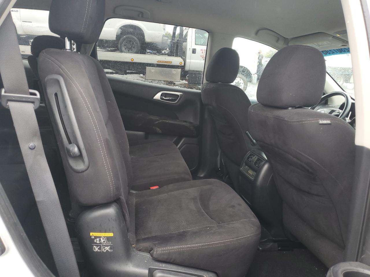 2013 Nissan Pathfinder S VIN: 5N1AR2MM8DC688218 Lot: 82307295