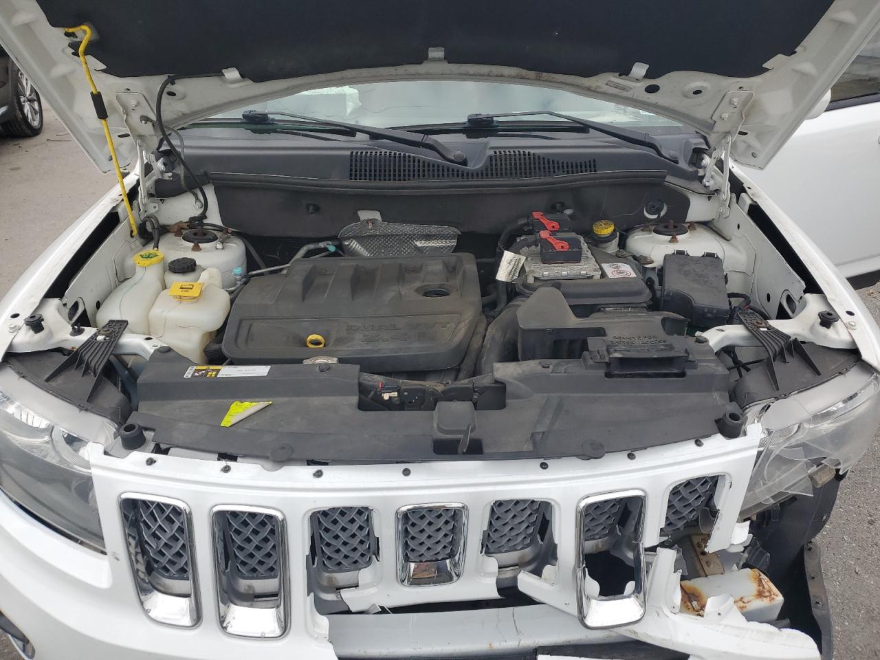 2016 Jeep Compass Latitude VIN: 1C4NJDEB1GD639897 Lot: 86083225