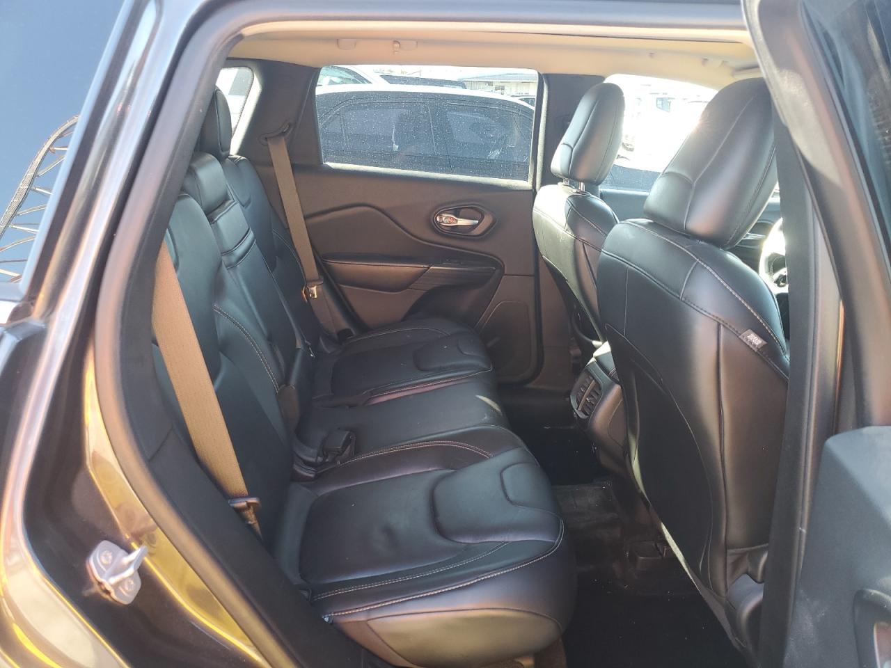 2015 Jeep Cherokee Limited VIN: 1C4PJMDS7FW646754 Lot: 82528735