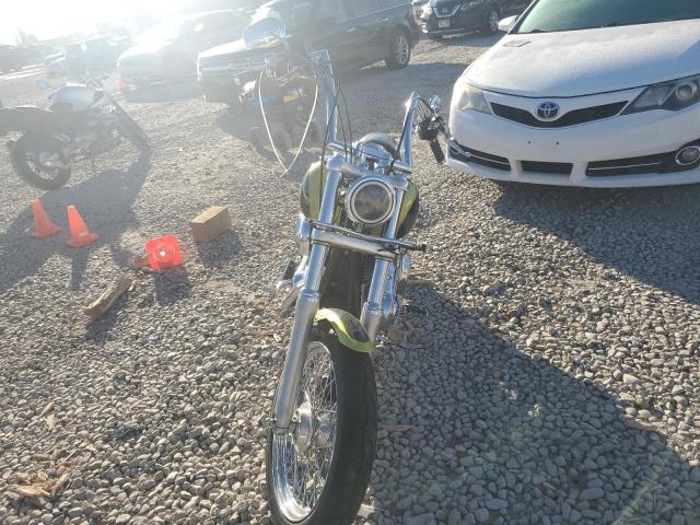 2011 HARLEY-DAVIDSON FXDC   