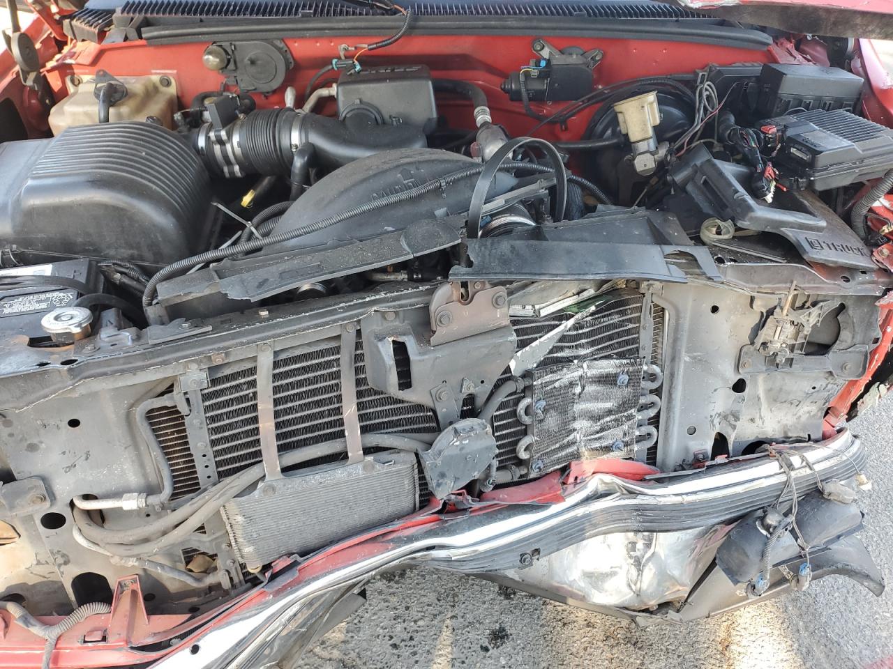 1996 Chevrolet Suburban C1500 VIN: 3GNEC16RXTG116211 Lot: 85308515