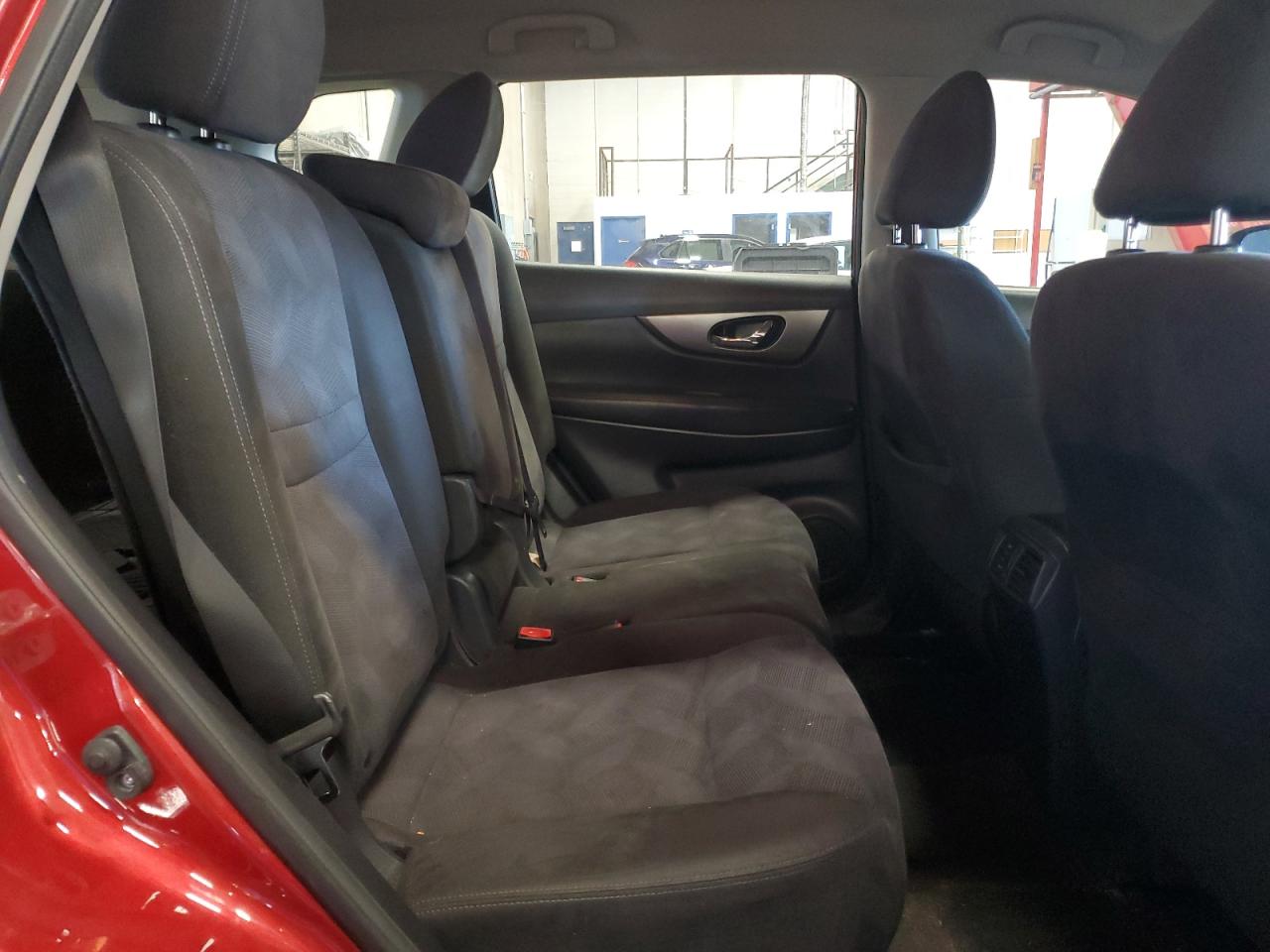 2015 Nissan Rogue S VIN: KNMAT2MV4FP518934 Lot: 82427775