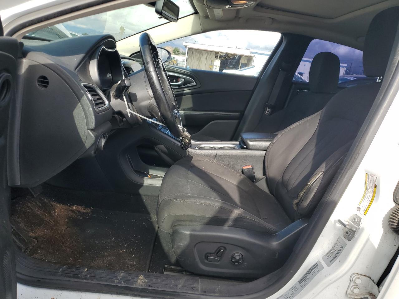 2015 Chrysler 200 Limited VIN: 1C3CCCAB0FN722400 Lot: 86599955