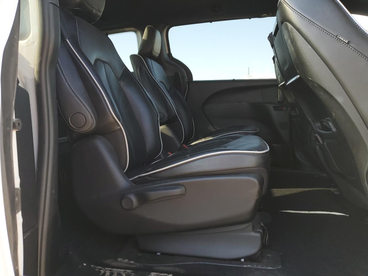 2020 Chrysler Pacifica Hybrid Limited VIN: 2C4RC1N7XLR274892 Lot: 81938715