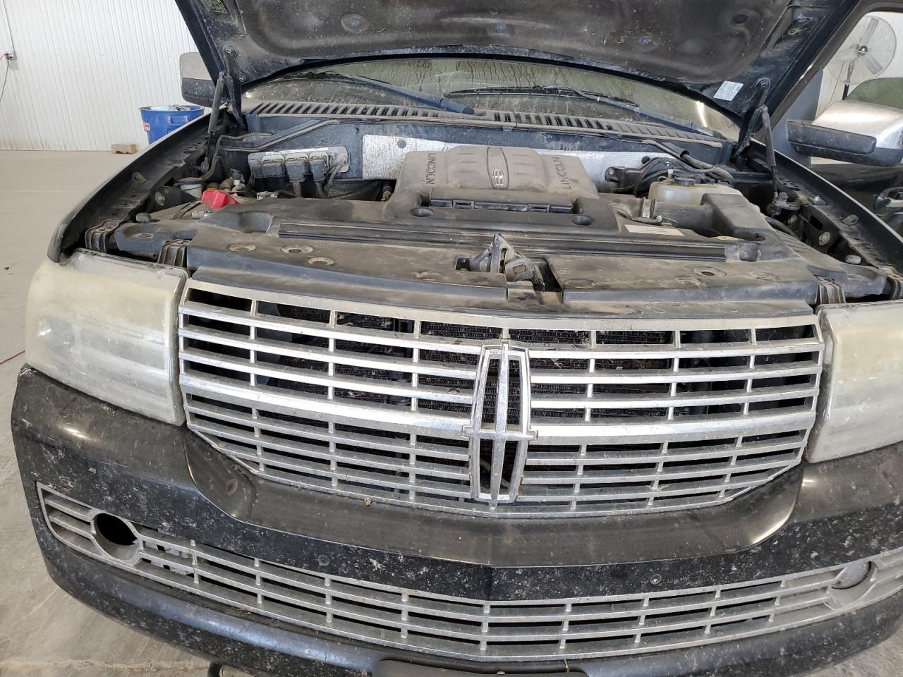 2011 Lincoln Navigator L VIN: 5LMJJ3J55BEJ09274 Lot: 87369505